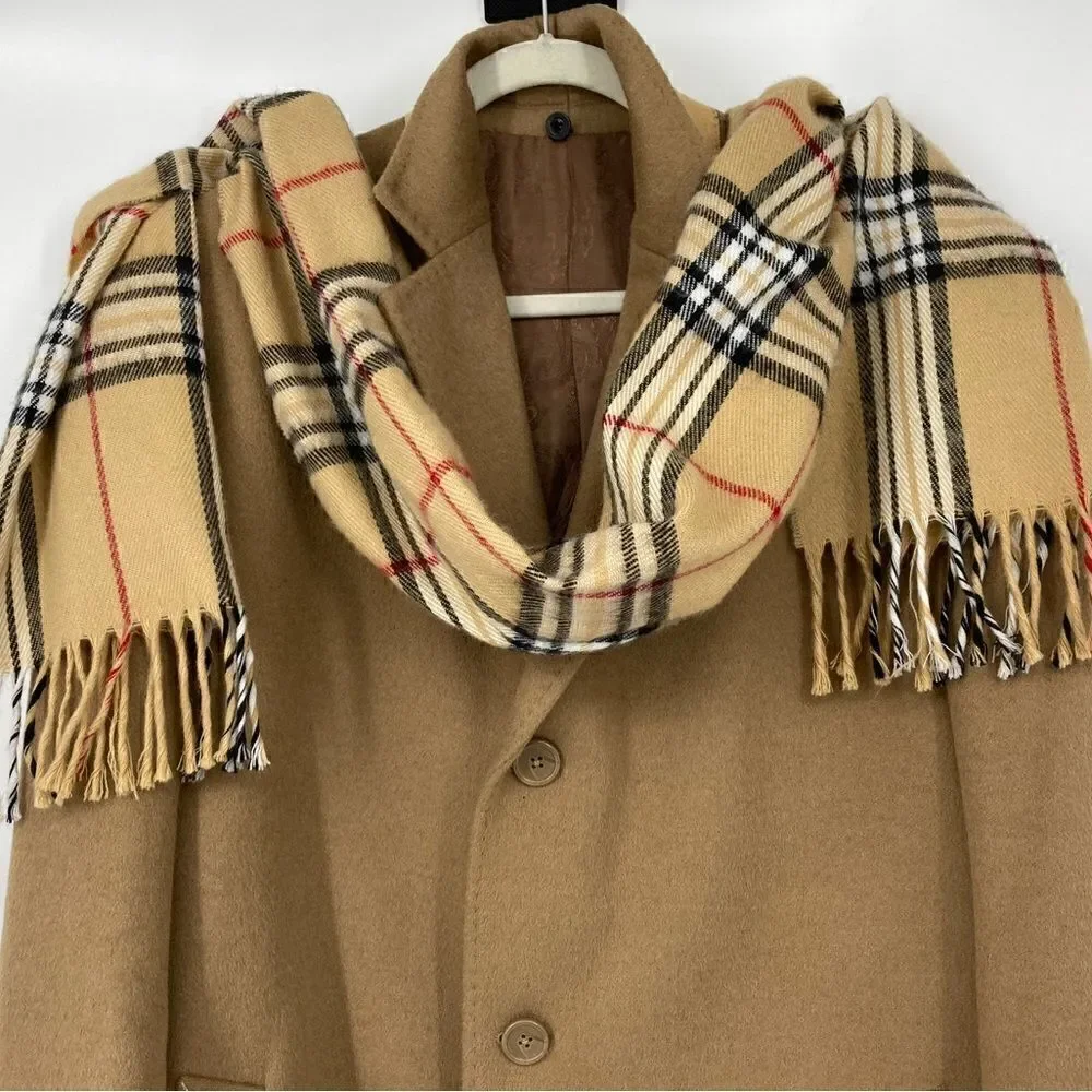 Big Checkered Scarf/Lightweight and Soft It Looks Like a Burberry,But it’s Not
